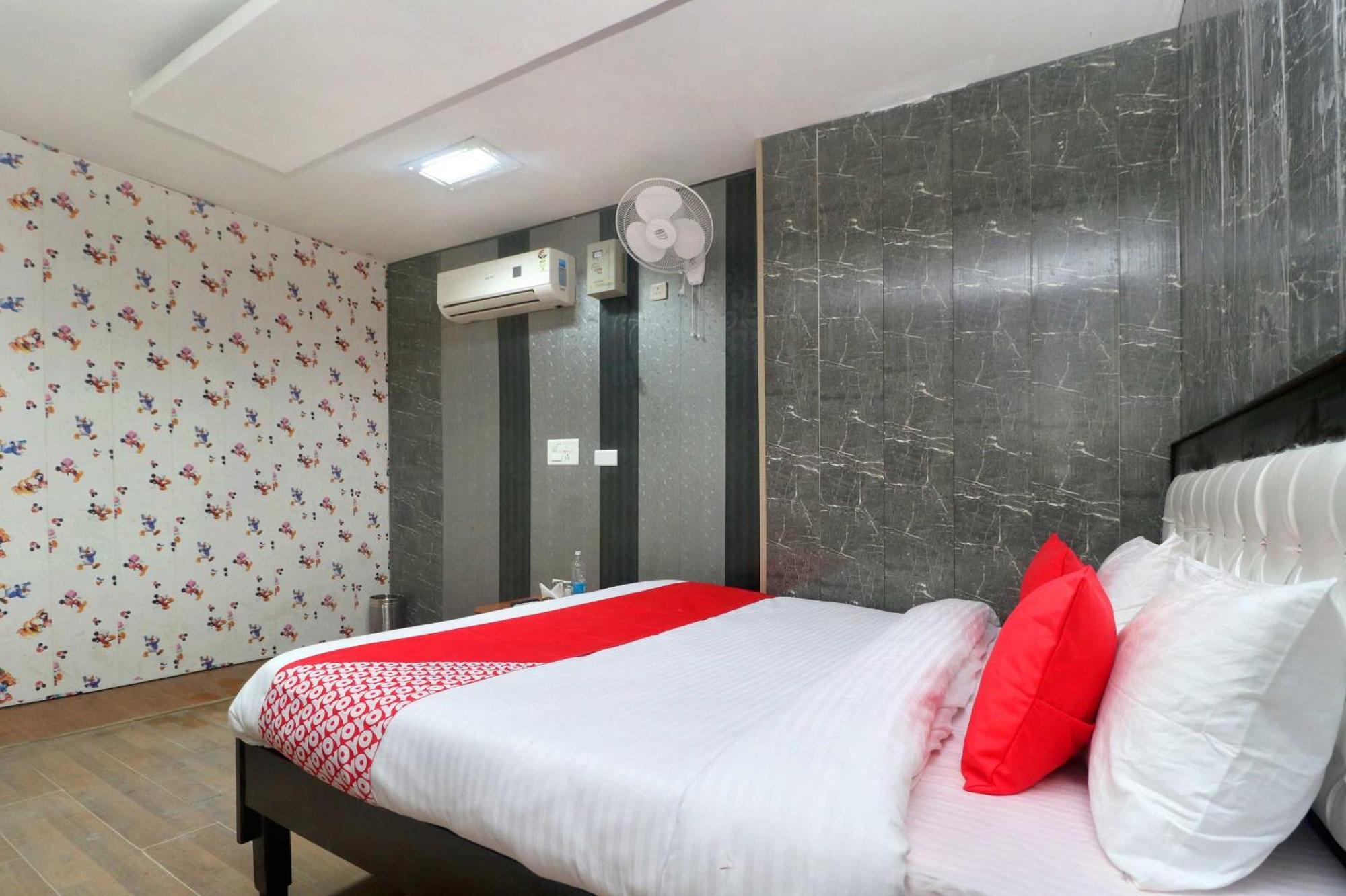 Oyo Hotel Aryan Plaza Chandīgarh Zewnętrze zdjęcie