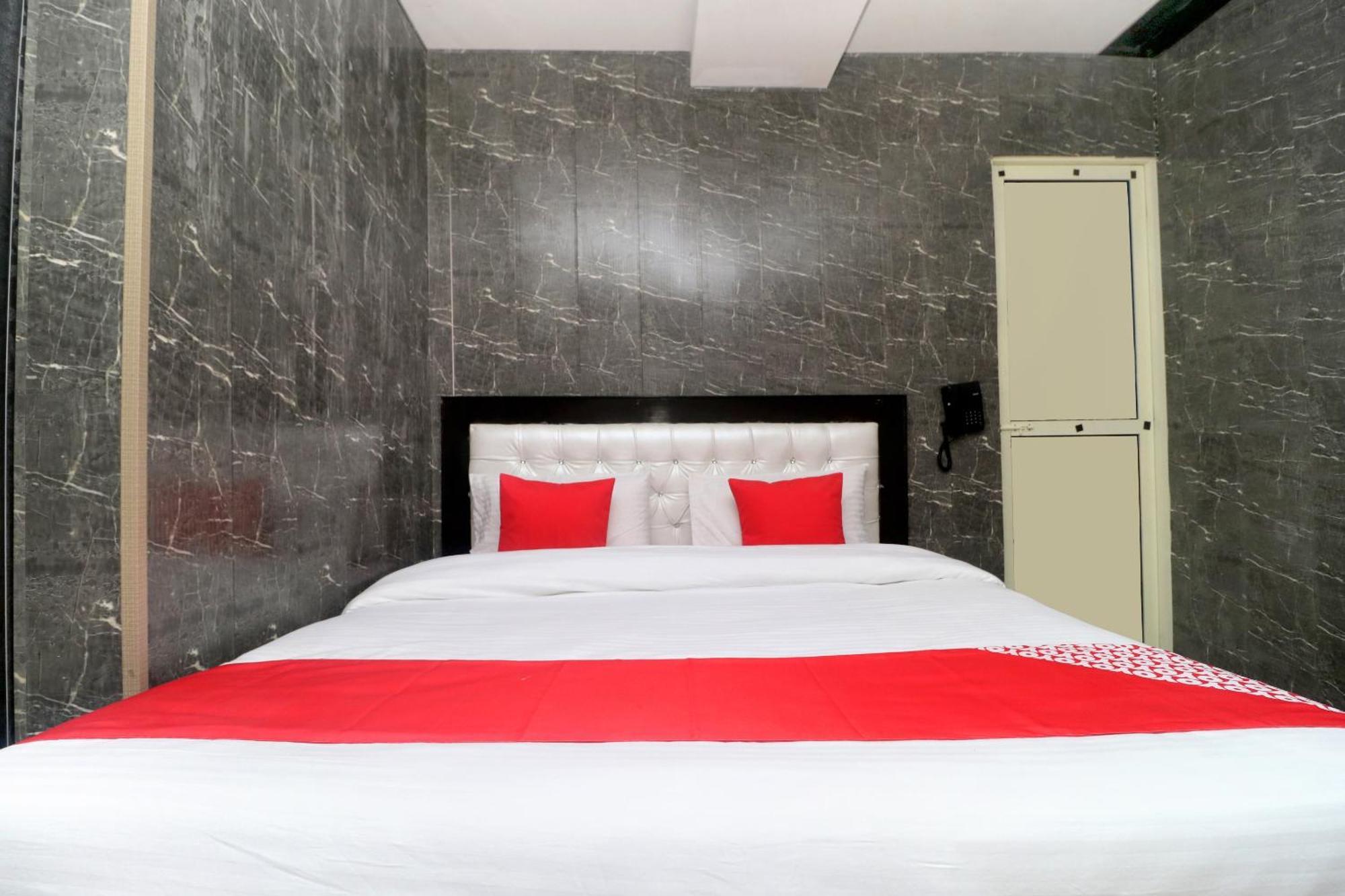 Oyo Hotel Aryan Plaza Chandīgarh Zewnętrze zdjęcie