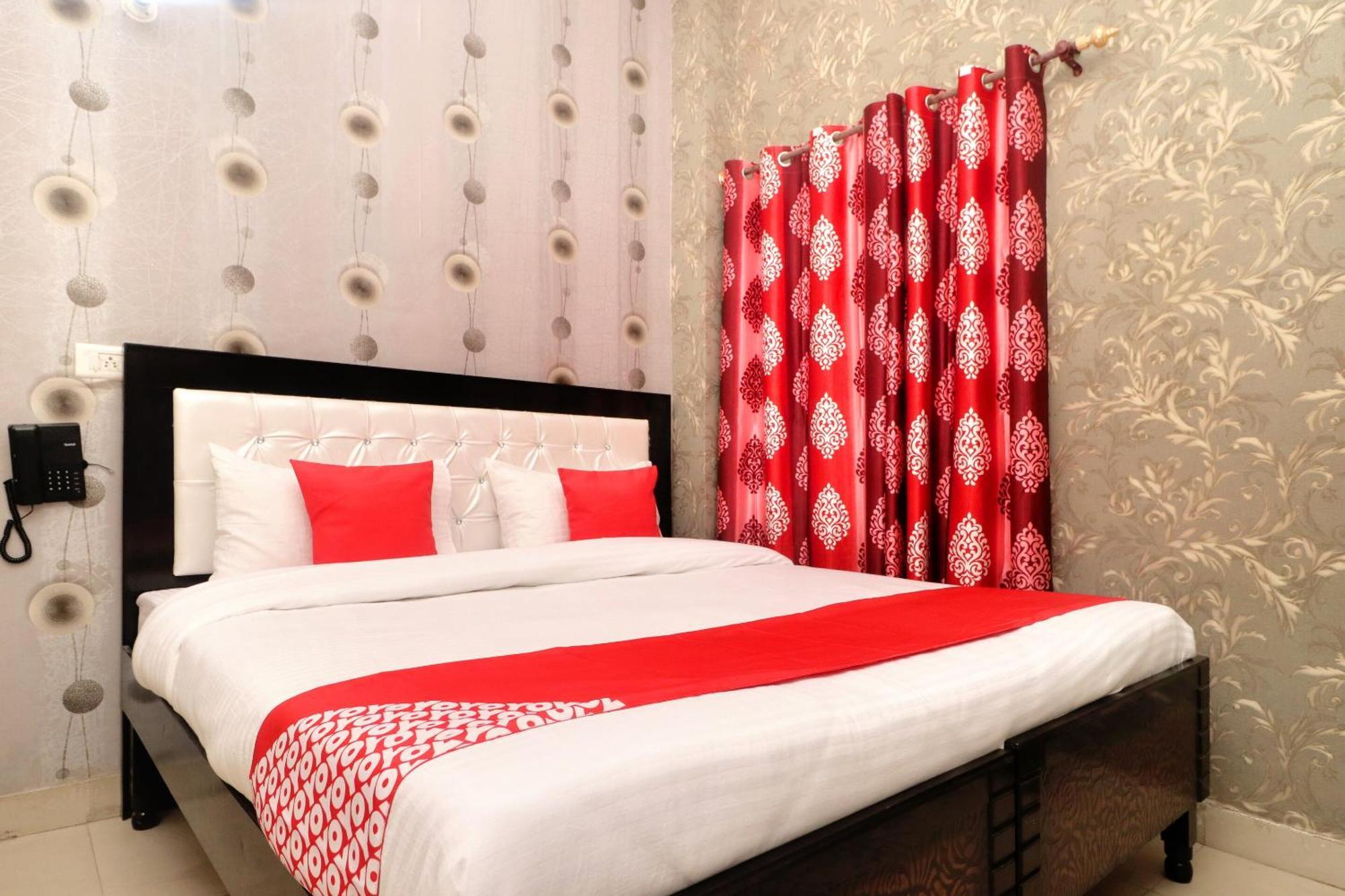 Oyo Hotel Aryan Plaza Chandīgarh Zewnętrze zdjęcie